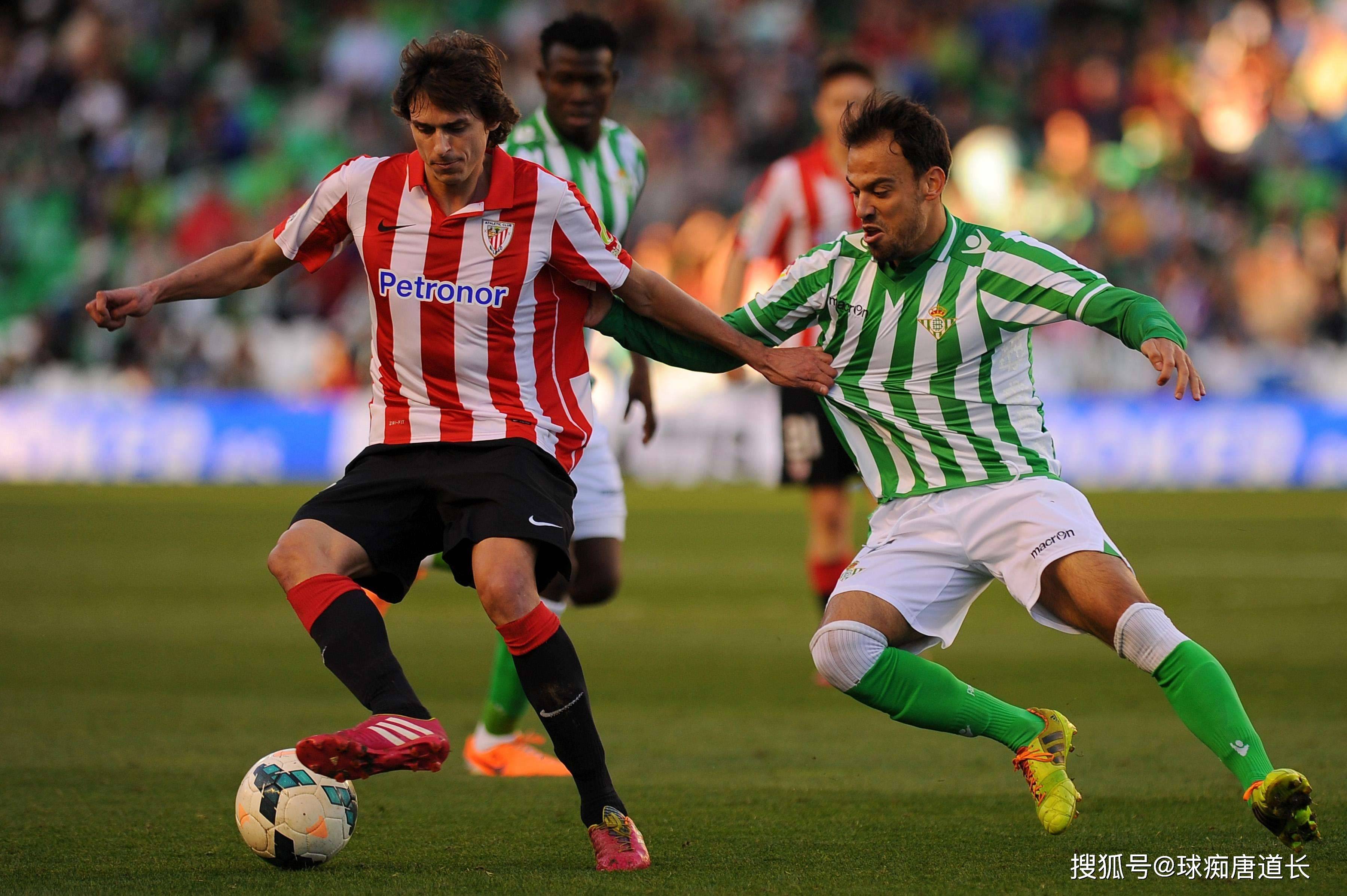 关于意甲赛程吃紧，波尔图今晨队长鼓劲，管理层满意，球探报告显示潜力的信息