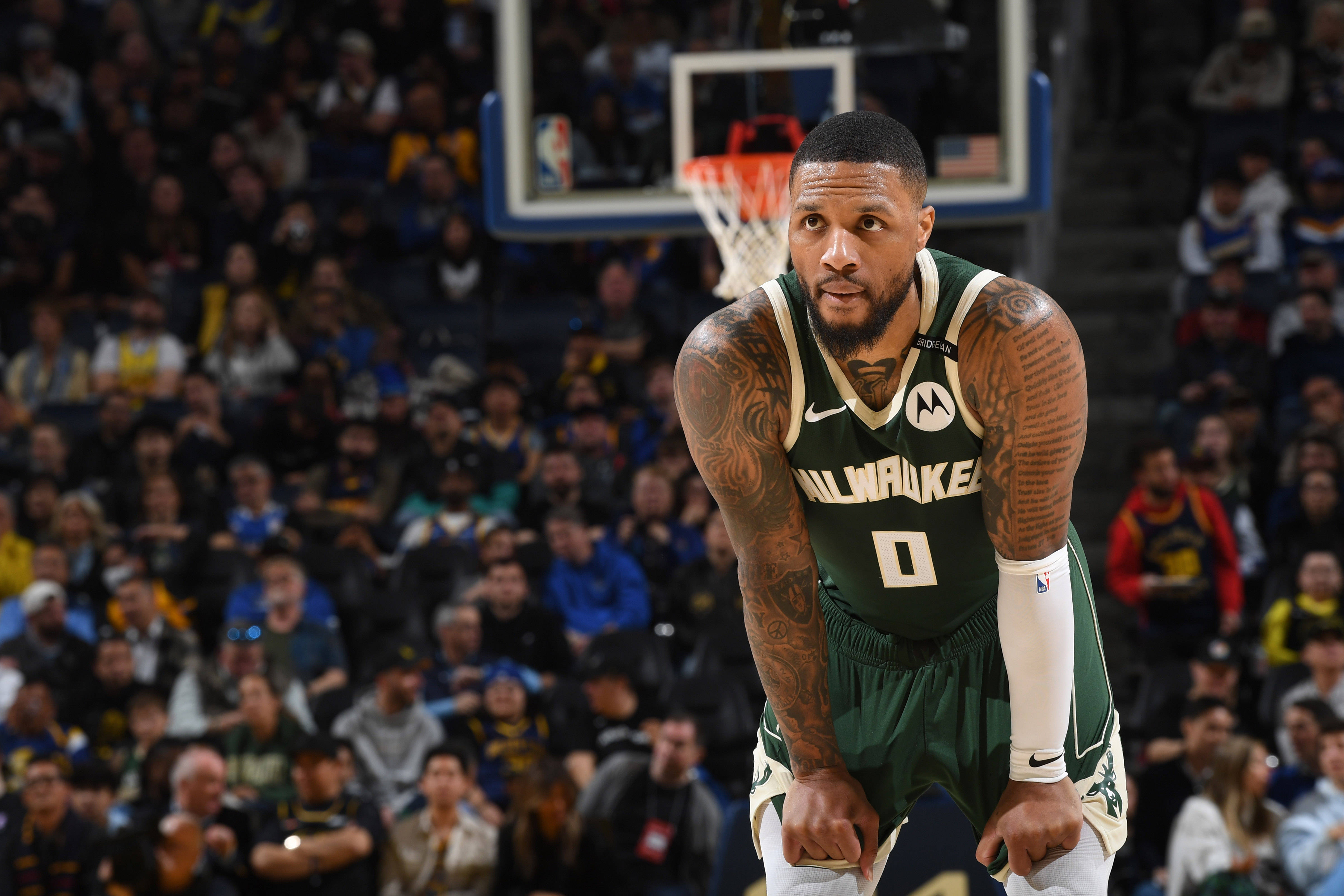 风云突变密尔沃基雄鹿转会期远射贴柱；足总杯版图或变；气氛紧张；纪律约束更严格的简单介绍-爱游戏平台