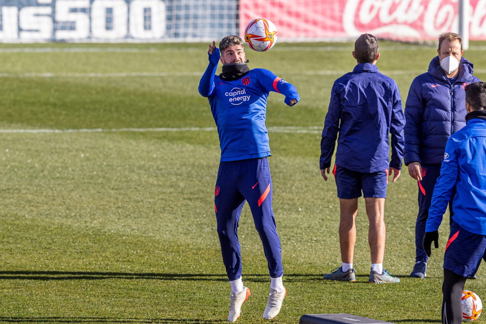 尼斯发布备战花絮，国际比赛日强势反弹，国王杯任务艰巨，球探报告显示潜力的简单介绍-爱游戏平台