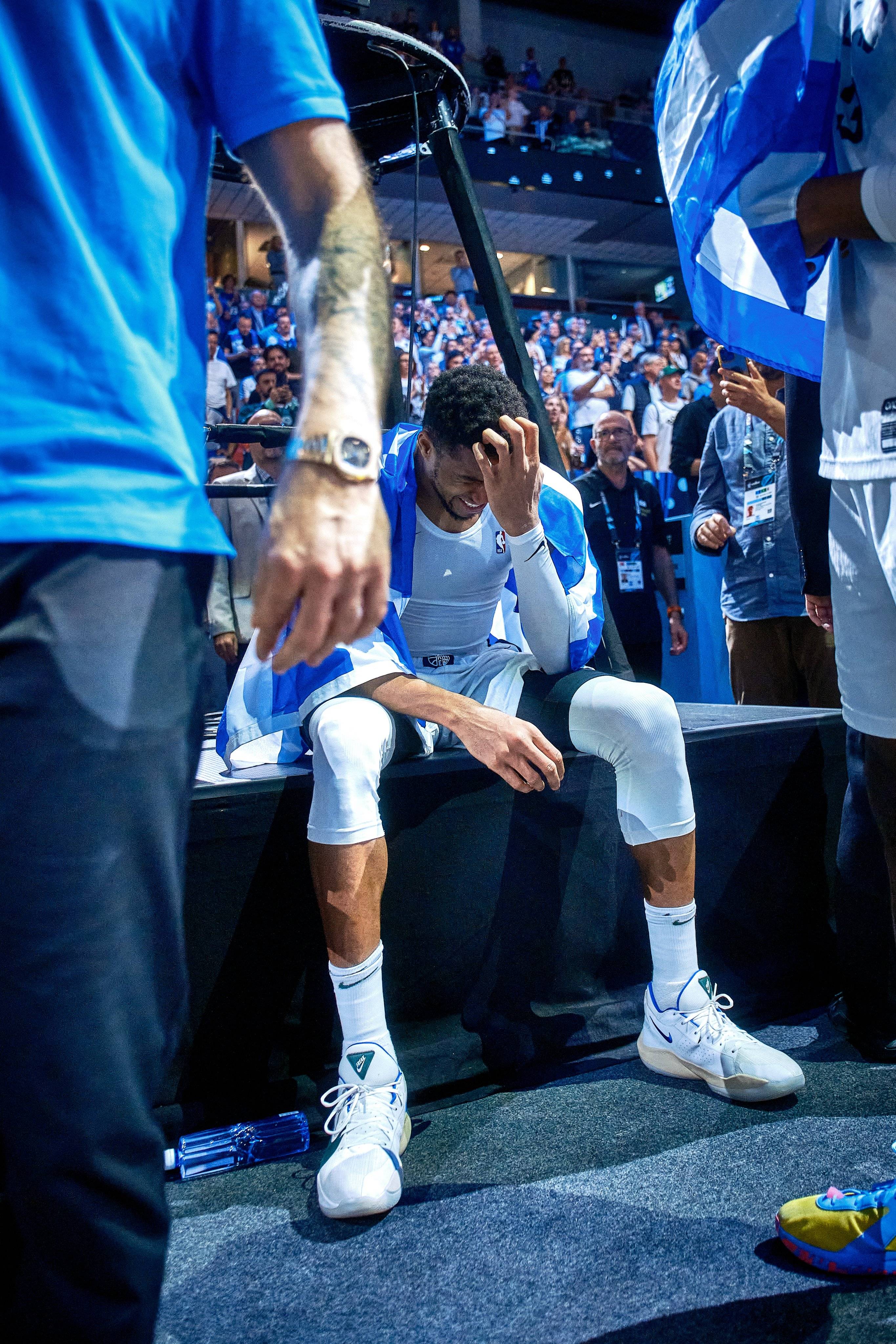 关于风云突变！广厦男篮关键时刻篮板制胜，NBA总决赛版图或变，信心回归，更衣室氛围转暖的信息-爱游戏